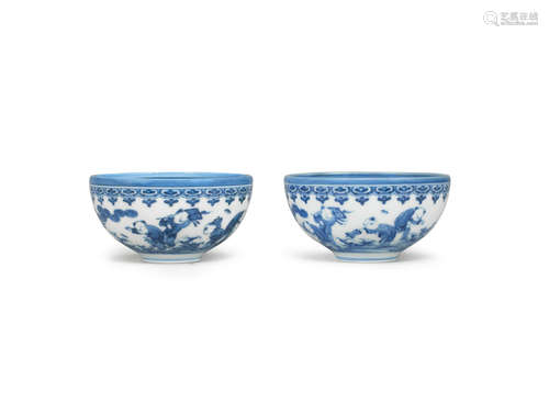 Edo period (1615-1868), 19th century A pair of Hirado porcelain blue-and-white bowls