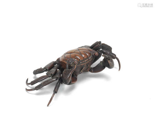 Meiji era (1868-1912), late 19th/early 20th century An articulated bronze model of a crab