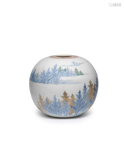 By the Toteiko company, Meiji (1868-1912) or Taisho (1912-1926) era, early 20th century An Arita porcelain globular jar