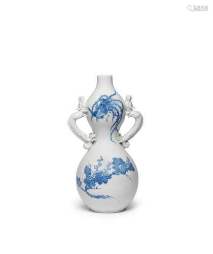 Meiji era (1868-1912), late 19th/early 20th century A Hirado porcelain blue-and-white double-gourd vase