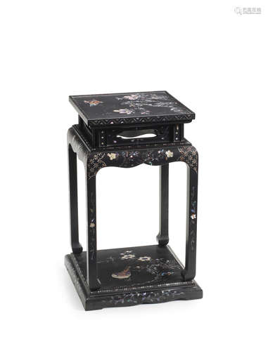 Edo period (1615-1868), first half of the 19th century A Nagasaki-style black-lacquered square table