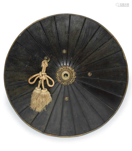 Edo period (1615-1868), 19th century A lacquered jingasa