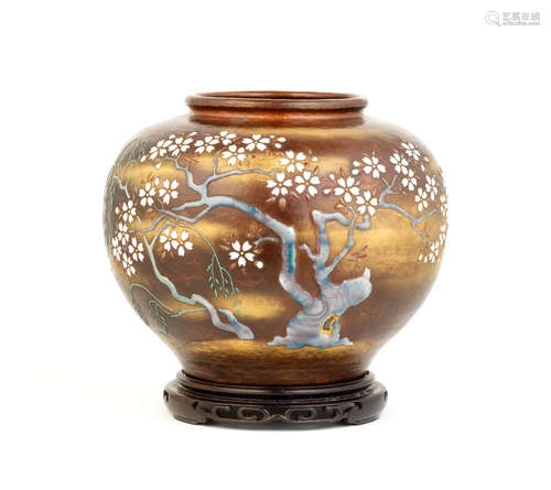 By the Ando Jubei company, Showa era (1926-1989), mid-20th century A baluster tsuiki-jippo cloisonné-enamel vase