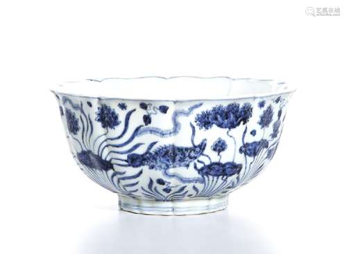 Fine Blue and White 'Lotus' Foliate Bowl