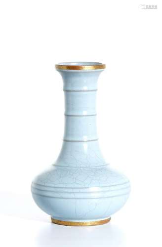 Rare Guan-Type Mallet Vase