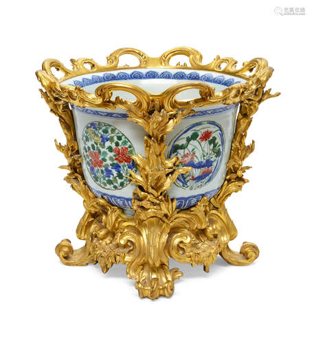 Late 19th century An Impressive Louis XV style gilt bronze mounted Chinese porcelain jardinière