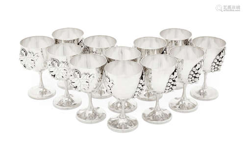 maker mark VM, Taxco 20th century  A set of twelve Mexican sterling silver wine goblets