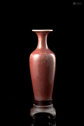 A peachbloom-glazed vase of elongated 