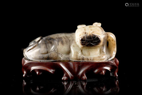 A grey and celadon jade carving of a cat crouching on a leaf, wood baseChina, 19th century(l. 13