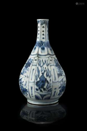 A blue and white bottle vase decorated in Ming-style with floral motifs (defects)China, 19th