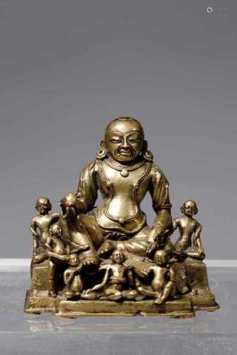 ARHAT HVASHANGbrass bronzeTibet, 18th centuryH: 10 cmSeated on a stepped plinth, his shoulders