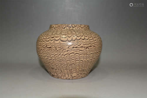 17th C. Chinese porcelain jar