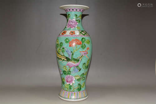 19th C. famille rose porcelain vase