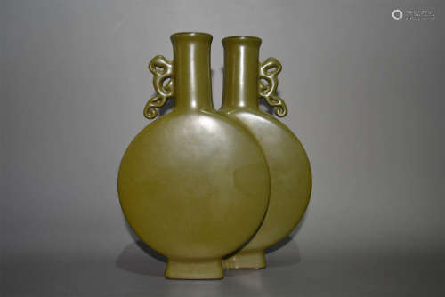 Chinese Qing Dynasty Tea Dust Glaze Vase