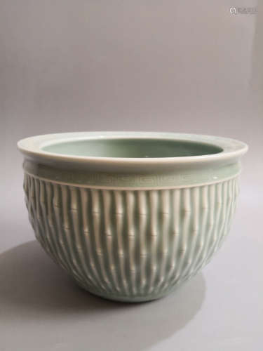 Chinese Sky Bean Color Porcelain Jar
