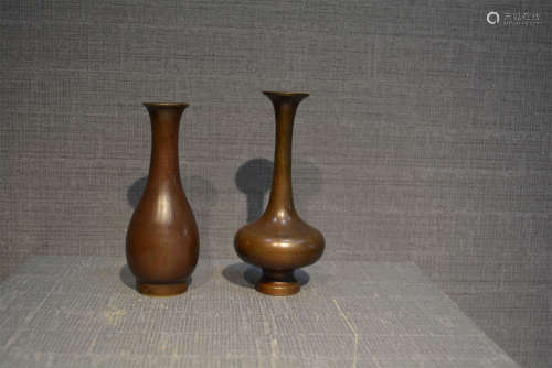 Two Chinese Bronze Vase