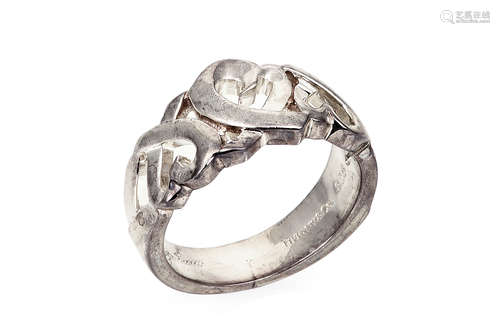 SILVER 'HEART' RING BAND