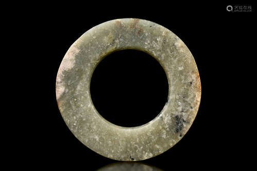 CULTURAL PERIOD JADE DISC ORNAMENT, YUAN