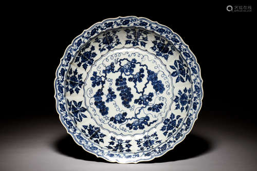 LARGE BLUE AND WHITE 'GRAPES' CHARGER