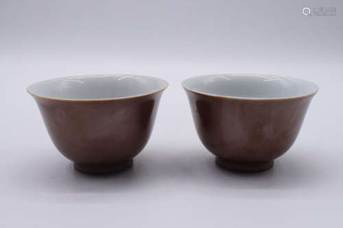 PAIR OF BROWN GLAZED CUPS