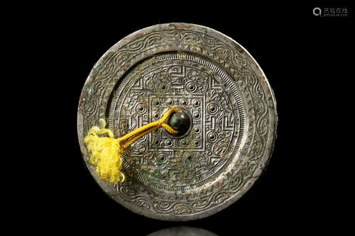 ARCHAIC BRONZE CAST 'ZODIAC' MIRROR