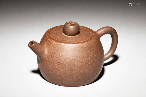 YIXING ZISHA ROUND TEAPOT