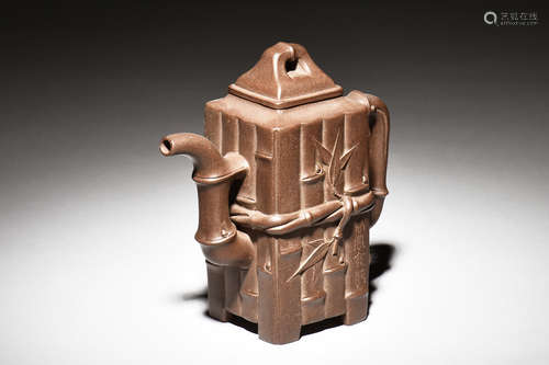 YIXING ZISHA 'BAMBOO BUNDLE' TEAPOT