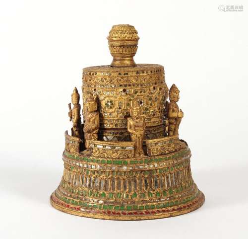 ANTIQUE BURMESE HSUN-OK GOLDEN SIX BUDDHAS - Burmese offering vessel (Hsun-ok) made of bamboo, wood, layers of red lacquer and gilt;...