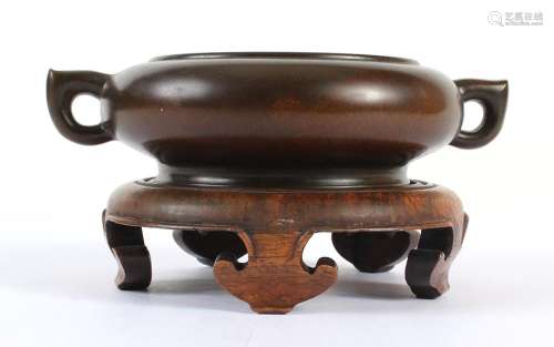 FINE 19TH CENTURY CHINESE BRONZE CENSER - Dark brown patinated censer with opposing handles. 4-character stamped mark on base. Rests...