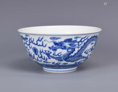 Chinese blue and white porcelain bowl, Guangxu mark.