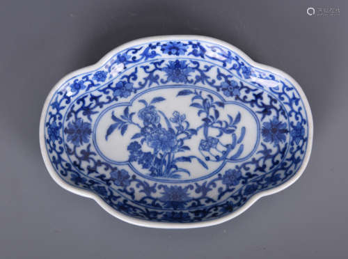 Chinese blue and white porcelain brush washer, Daoguang
