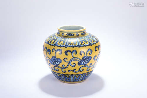 Chinese yellow glaze and blue porcelain jar,