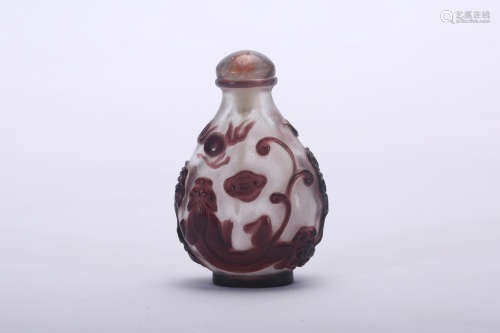 Chinese Peking glass snuff bottle.