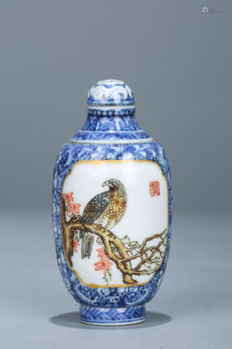 Chinese porcelain snuff bottle.