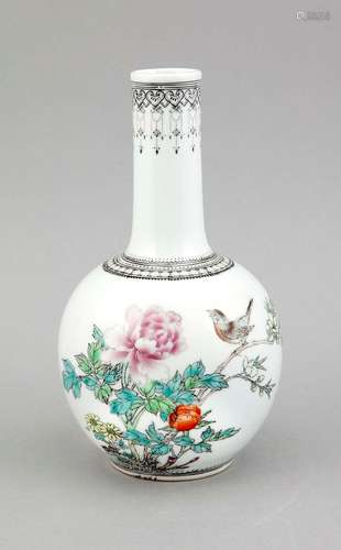 A small 20th-century Chinese famille rose vase, of boulbous form with flower and birds decor, narrow neck with black pendentiv ornament, h. 24 cm