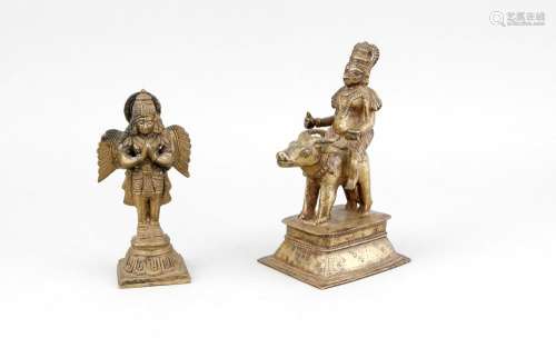 Two Indian bronze figures, late 19th/ 1st h. 20th c., Garuda and Shiva on nandi, h. 15.5/ 19.4 cm