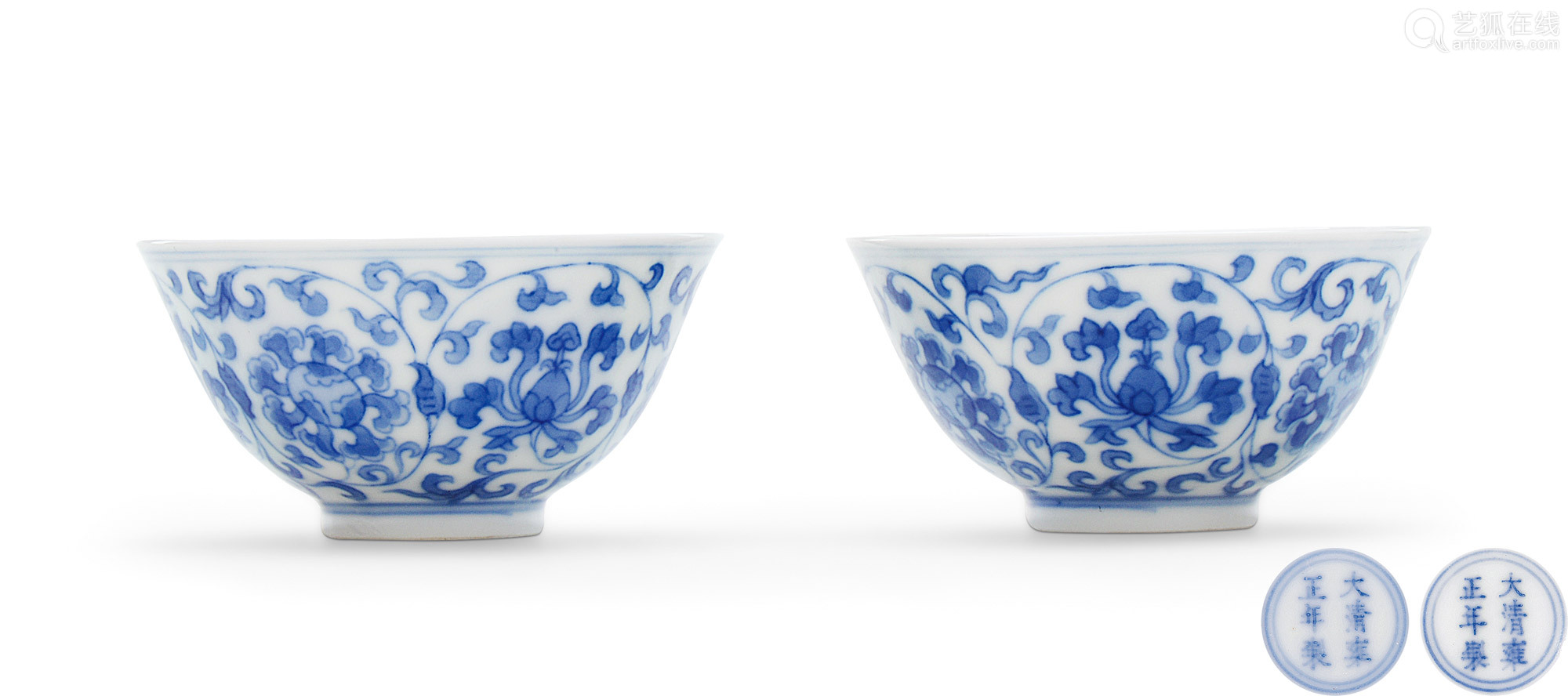 清雍正仿成化青花缠枝莲纹小杯 一对 Deal Price Picture 清雍正仿成化青花缠枝莲纹小杯 一对 Deal Price Picture