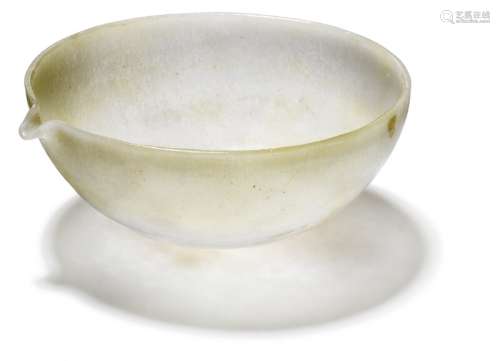 A small Chinese pale green jade bowl. Late Qing. Weight 74 g. H. 4.5 cm Diam. 11 cm.