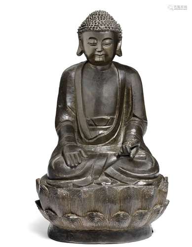 A Chinese dark patinated bronze Buddha Amitabha seated in meditating position on a lotus throne. Ming, Wanli. C. 1600. Vægt 3246 g. H. 26 cm.