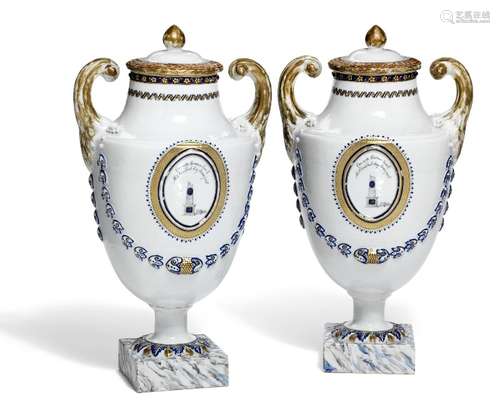 A pair of Chinese urn-shaped export porcelain vases on foursided bases. Qing, late 18th century. H. 44 cm (2)