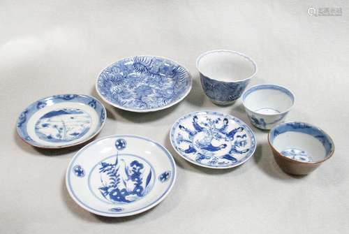 A group of seven small dishes and bowls, Kangxi period and later, a small dish painted with nine