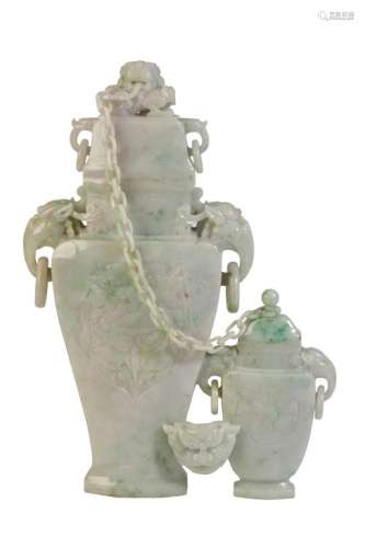 JADEITE CARVED DOUBLE VASE, LATE QING / REPUBLIC PERIOD