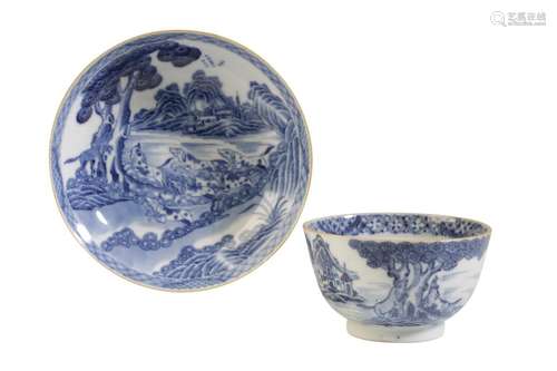 FINE BLUE AND WHITE TEA BOWL AND SAUCER, QING DYNASTY, 18TH CENTURY