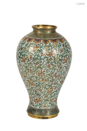 LARGE CLOISONNE BALUSTER VASE, QING DYNASTY 18TH / 19TH CENTURY
