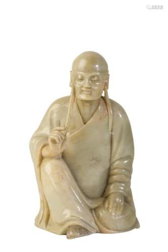 FINE CARVED SOAPSTONE FIGURE OF A LUOHAN, 17TH CENTURY