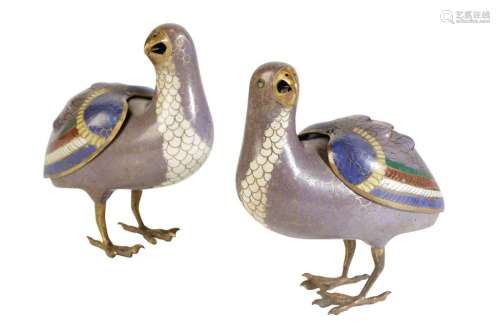 PAIR OF CLOISONNE BIRD FORM CENSERS AND COVERS, QING DYNASTY, 19TH CENTURY