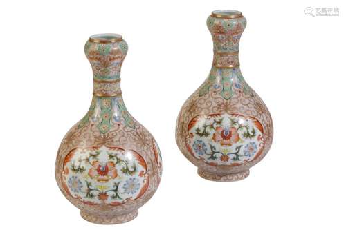 PAIR OF FAMILLE ROSE GARLIC MOUTH 'LOTUS' VASES, REPUBLIC PERIOD