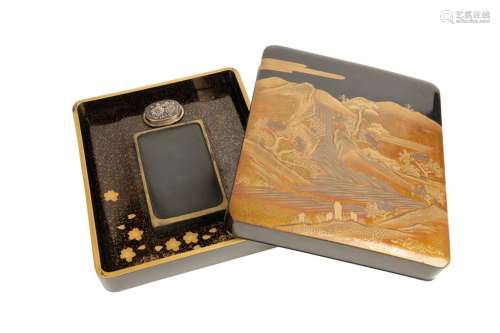 FINE LACQUER WRITING BOX, MEIJI PERIOD