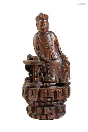 CARVED WOOD FIGURE OF A MANDARIN, QING DYNASTY, 19TH CENTURY
