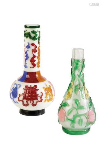 FIVE-COLOUR PEKING GLASS VASE